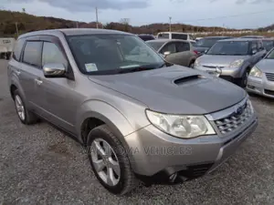 Subaru Forester 2011 Gray