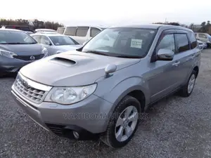 Subaru Forester 2011 Gray