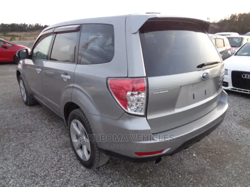 Subaru Forester 2011 Gray