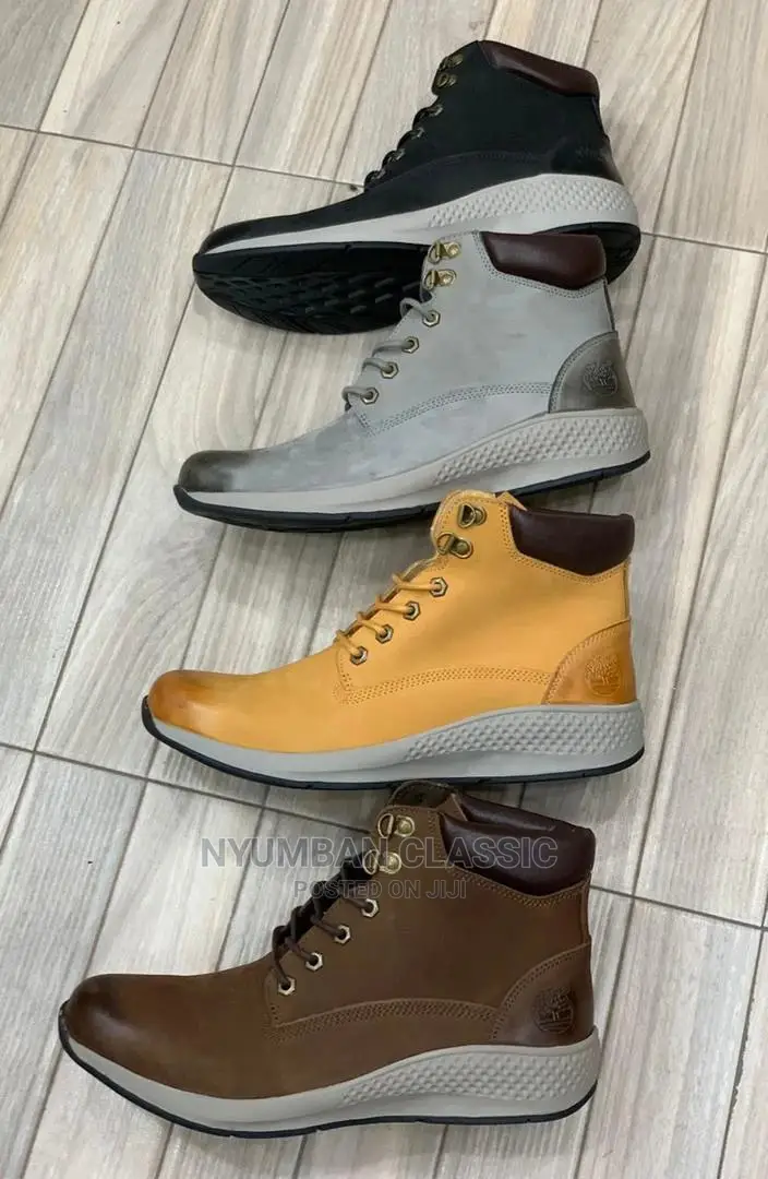 Boots Sheos Original