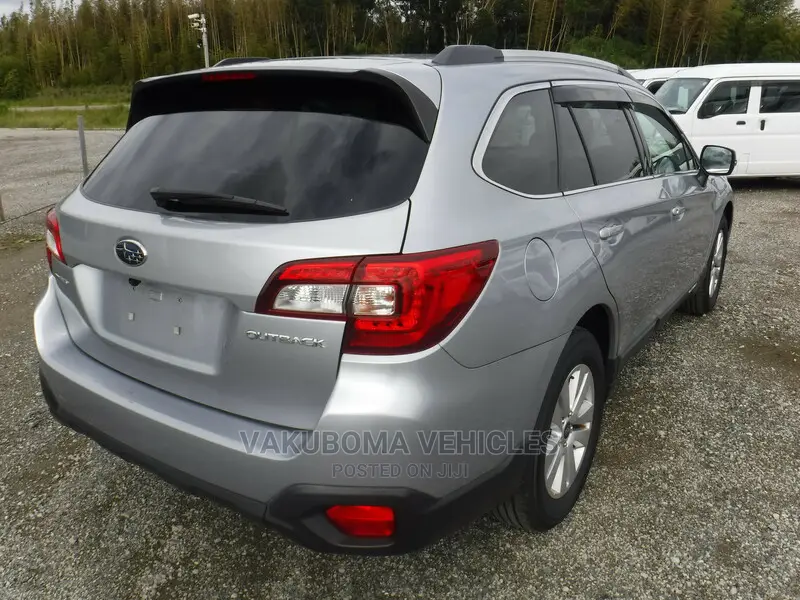 Subaru Outback 2015 Silver