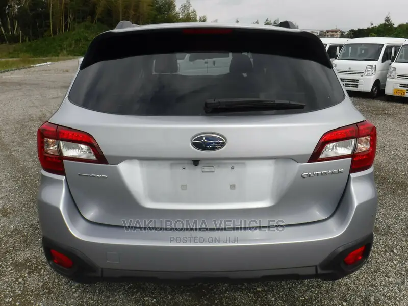 Subaru Outback 2015 Silver