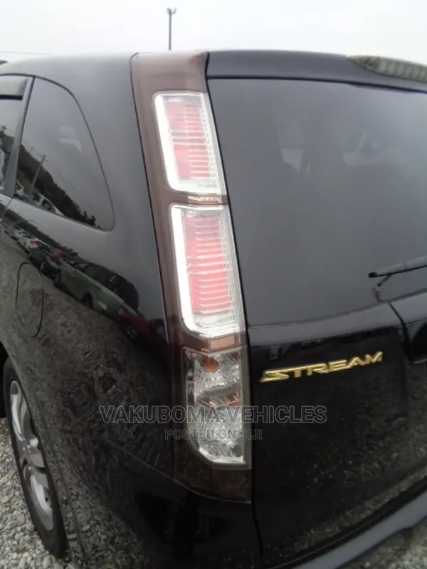 Honda Stream 2011 Black