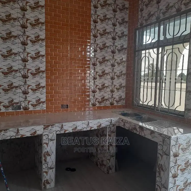 4bdrm House in Kigamboni Kisota for sale