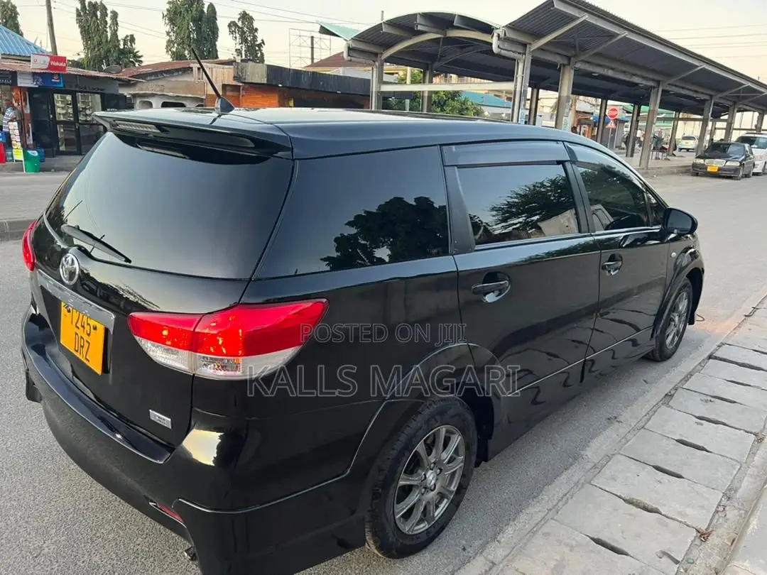 Toyota Wish 2010 Black