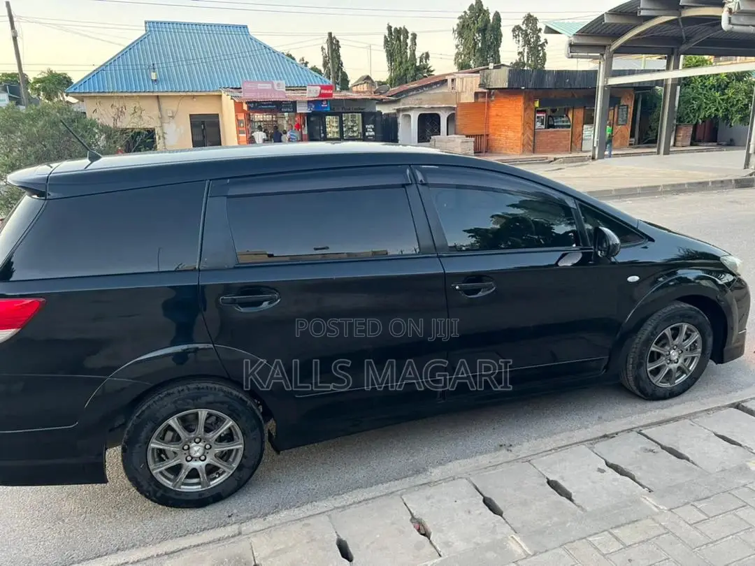 Toyota Wish 2010 Black