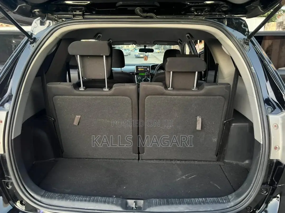 Toyota Wish 2010 Black