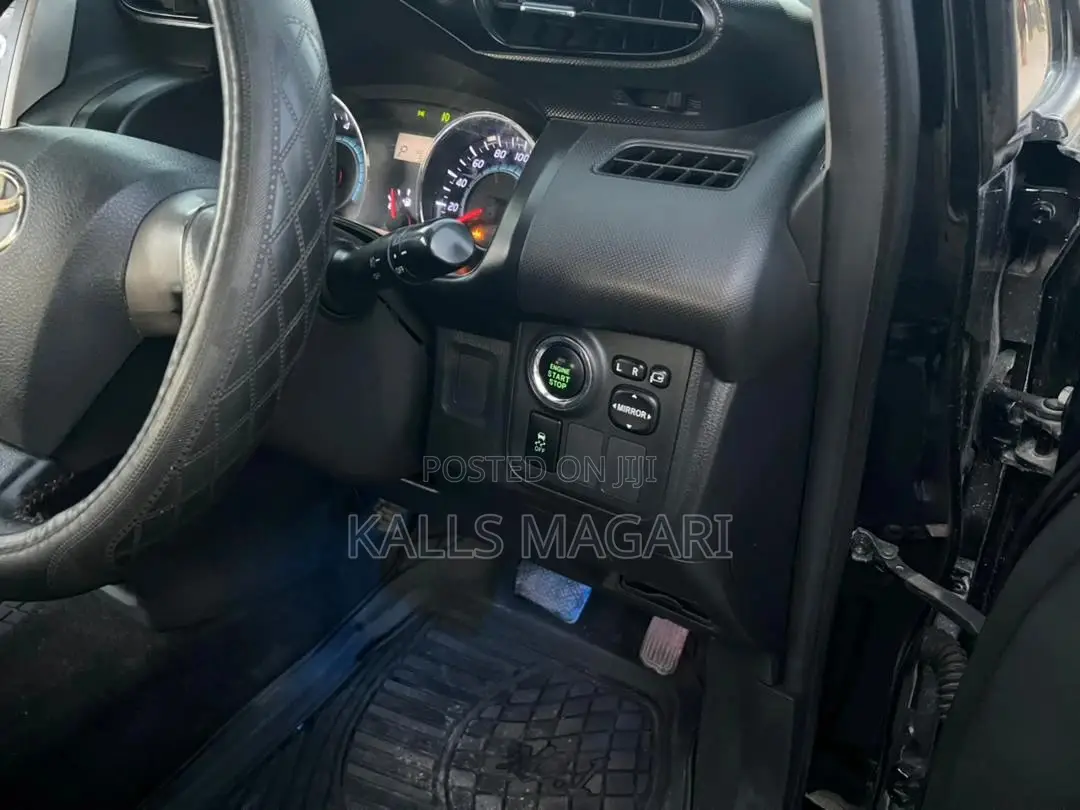 Toyota Wish 2010 Black