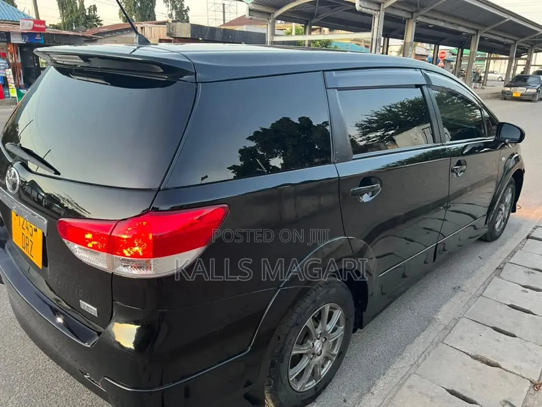 Toyota Wish 2010 Black