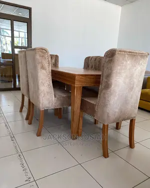 Dinning Table