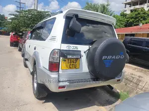 Toyota Land Cruiser Prado 2001 White