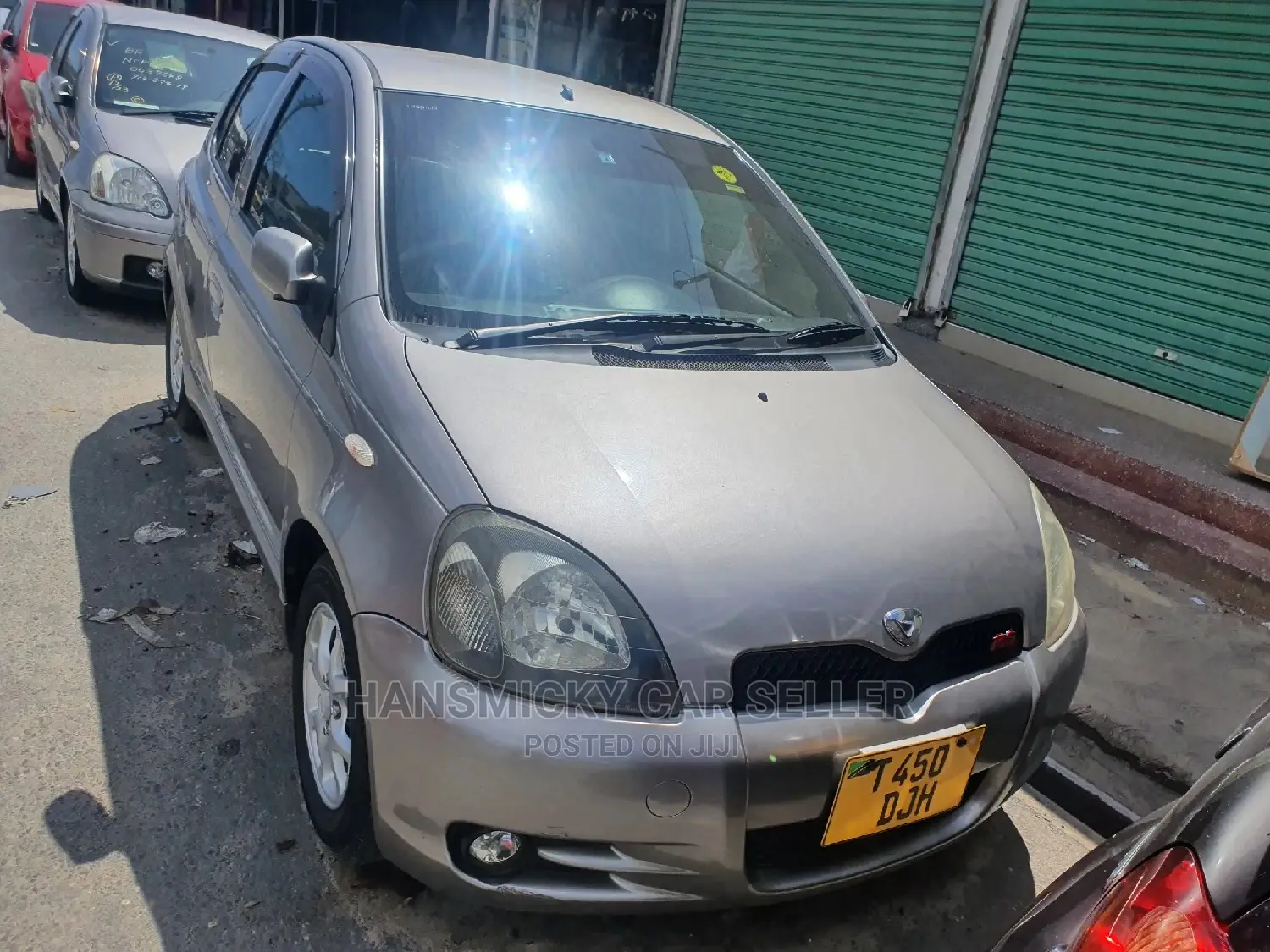 Toyota Vitz 2002 Gray