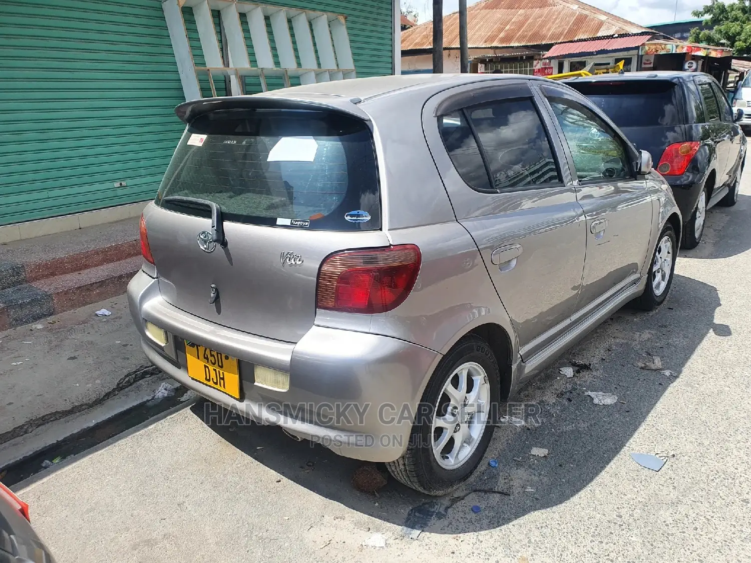 Toyota Vitz 2002 Gray