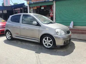 Toyota Vitz 2003 Gray