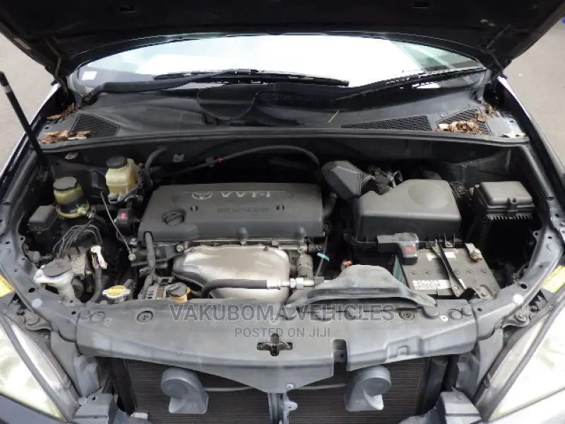 Toyota Harrier 2004 Black