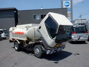 Mitsubishi Canter Lory Tank