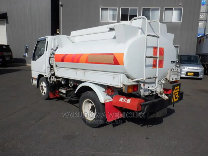 Mitsubishi Canter Tank Truck