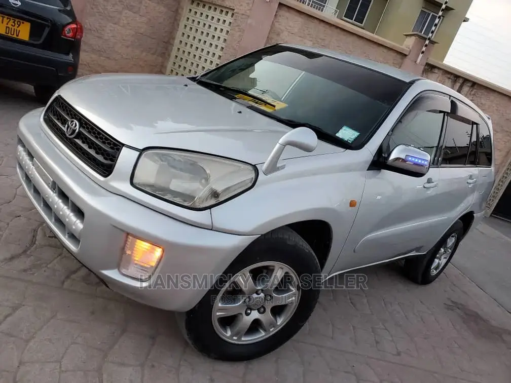 Toyota RAV4 Automatic 2003 Silver