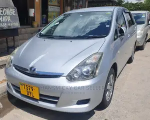 Toyota Wish 2006 Silver