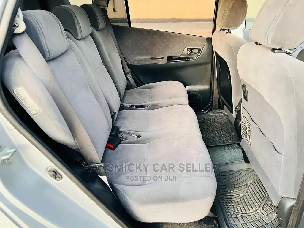 Toyota Corolla Spacio 2003 Silver