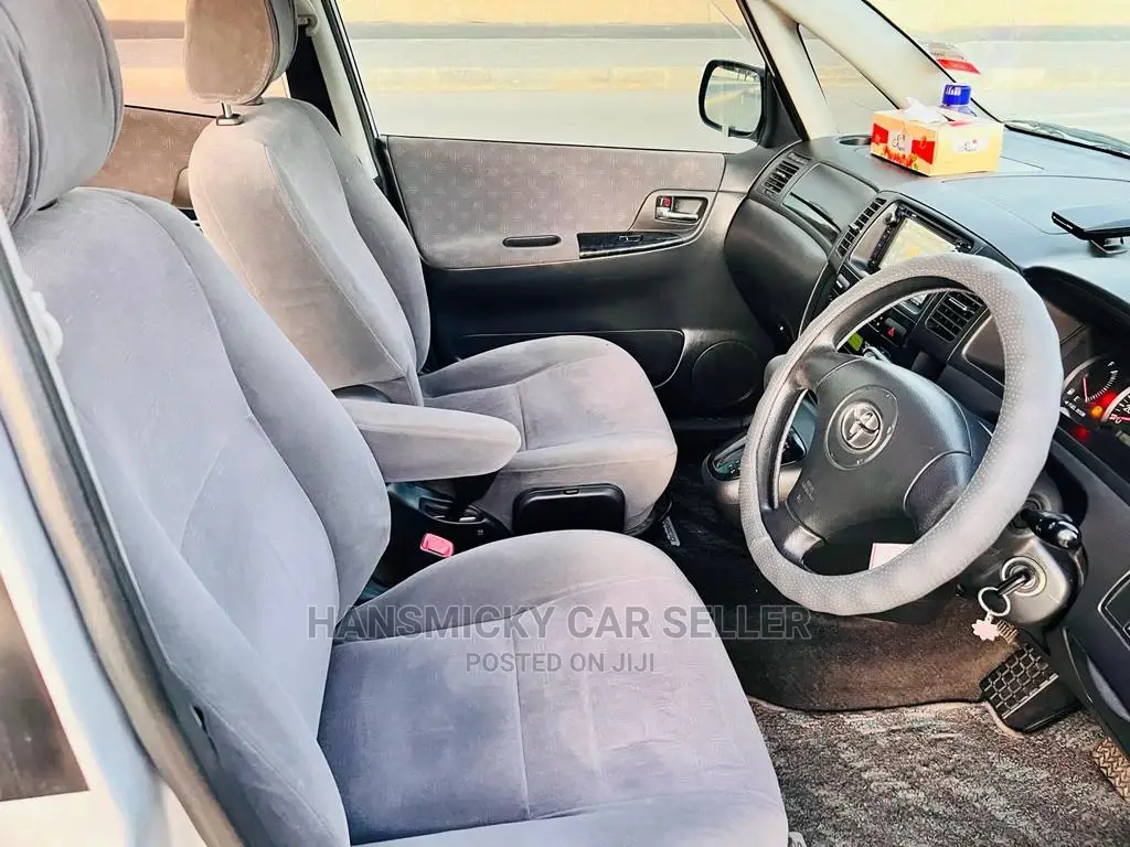 Toyota Corolla Spacio 2003 Silver
