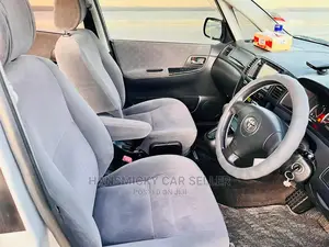 Toyota Corolla Spacio 2003 Silver