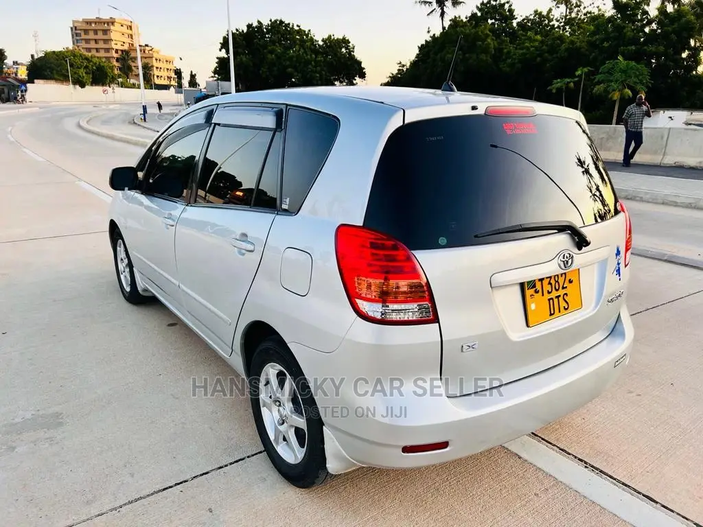 Toyota Corolla Spacio 2003 Silver
