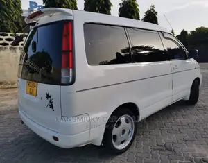 Toyota Noah 2001 White