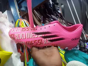 Adizero 100 Messi