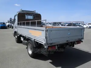 Toyota Dayna Flat Body