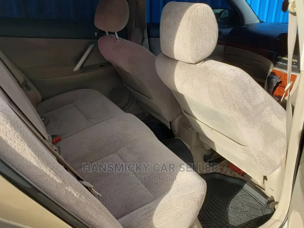 Toyota Premio 2005 Gold