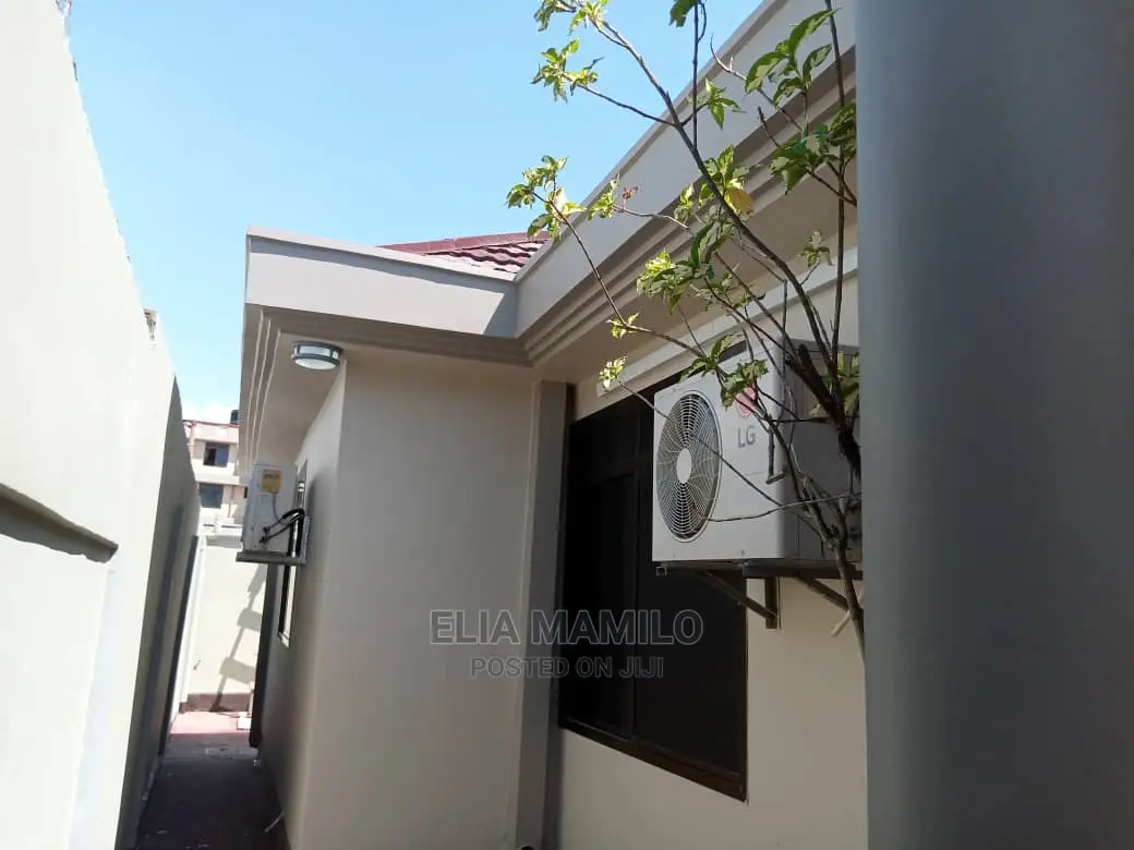 3bdrm House in Msasani Beach. For Rent