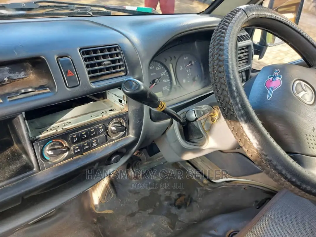 Toyota RAV4 1998 Black