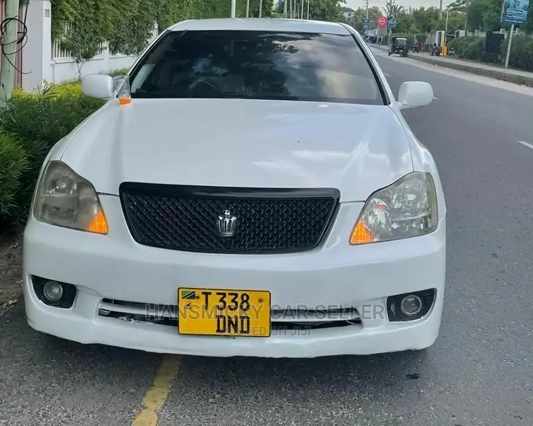 Toyota Crown 2008 White