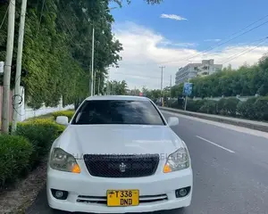 Toyota Crown 2008 White
