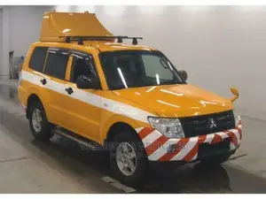 Mitsubishi Pajero 2007 Yellow