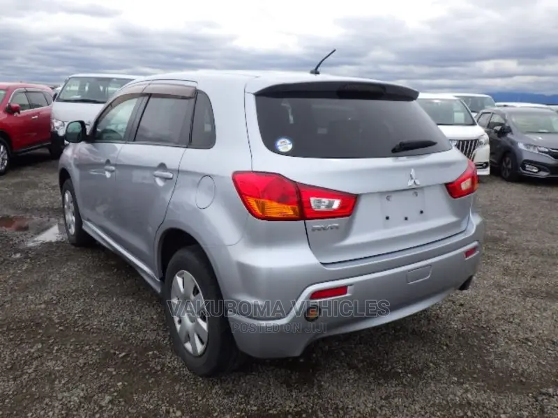Mitsubishi RVR 2.0 2011 Silver
