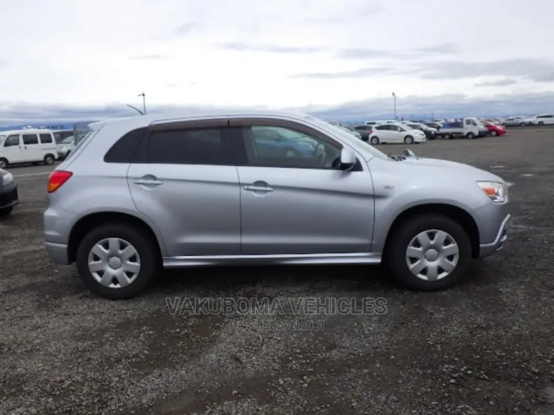 Mitsubishi RVR 2.0 2011 Silver