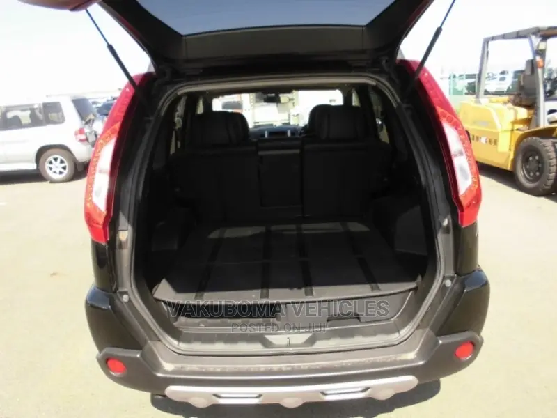 Nissan X-Trail 2011 Black