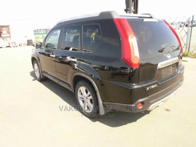 Nissan X-Trail 2011 Black