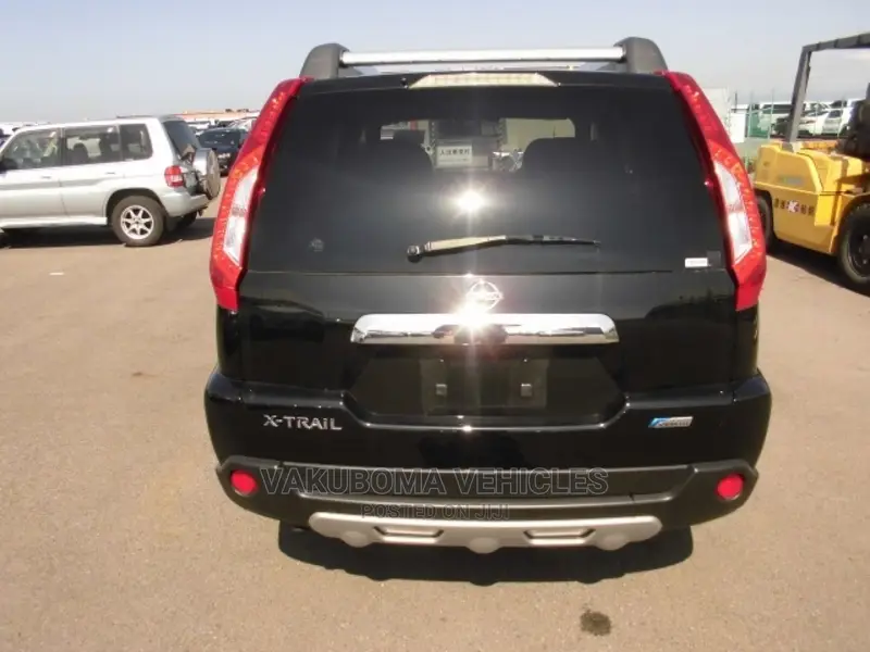 Nissan X-Trail 2011 Black
