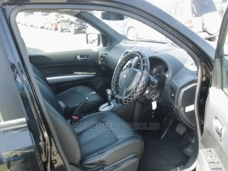 Nissan X-Trail 2011 Black