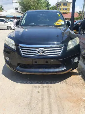 Toyota Vanguard 2012 Black