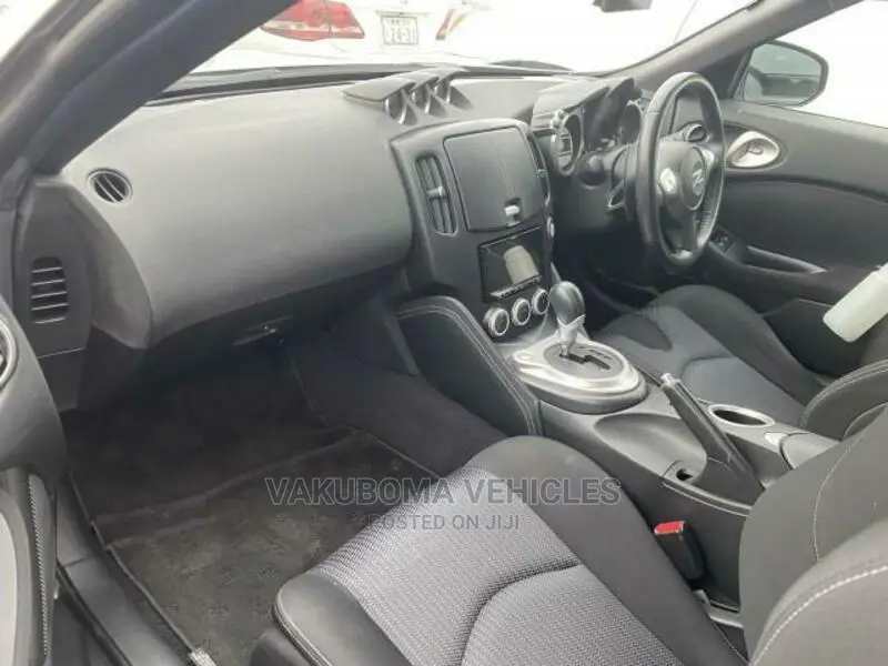Nissan Fairlady 2008 Silver