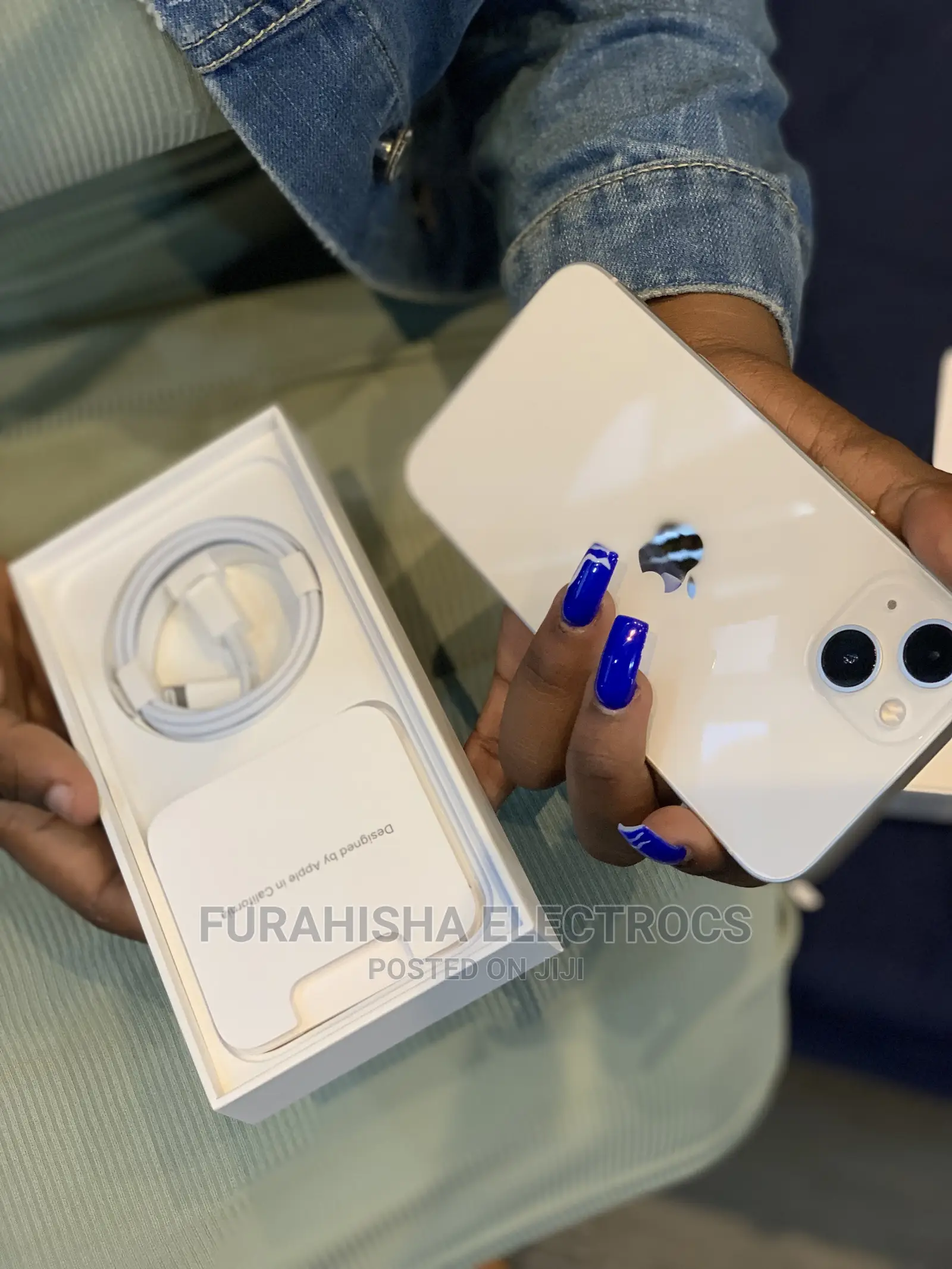 New Apple iPhone 13 128 GB White