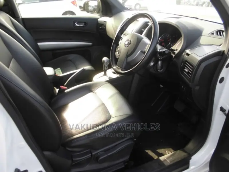 Nissan X-Trail 2012 Pearl