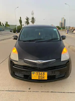Toyota Ractis 2007 Black