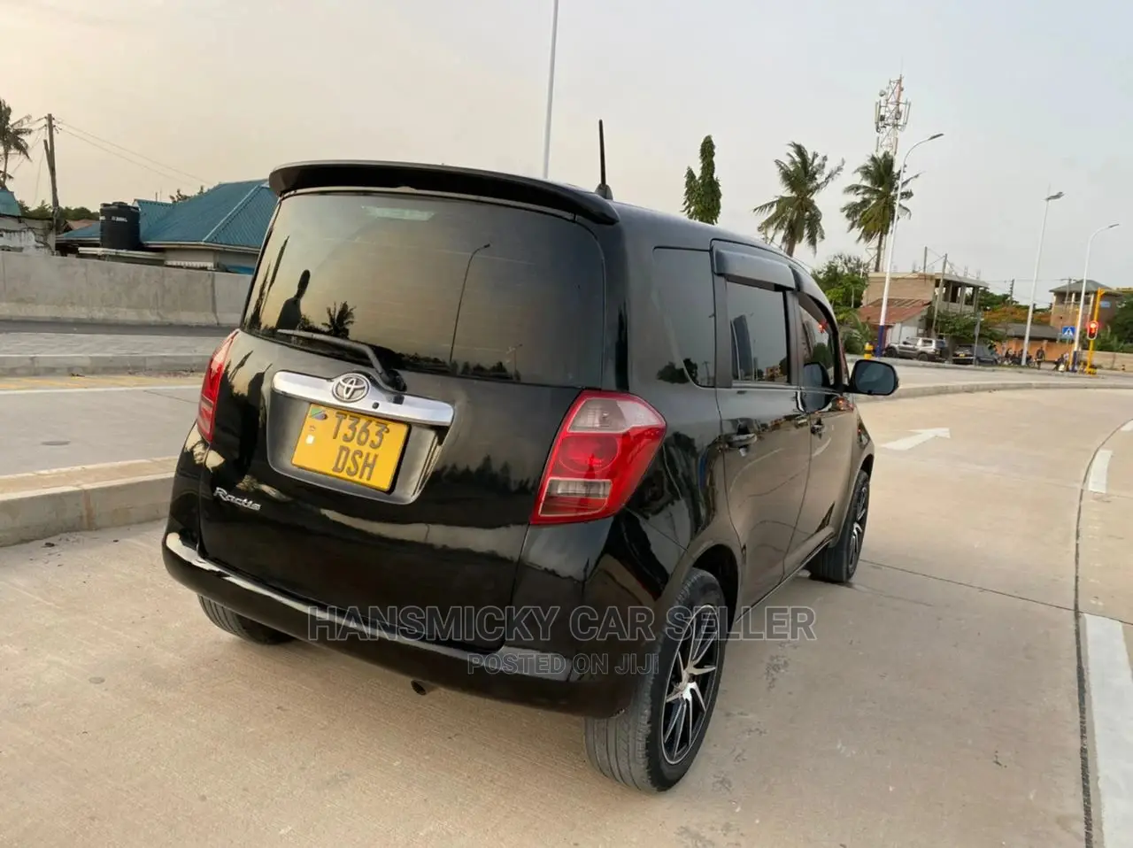 Toyota Ractis 2007 Black