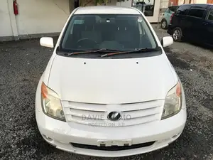 Toyota IST 2007 White