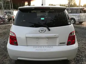 Toyota IST 2007 White